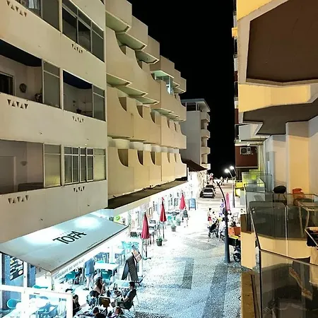 Pera Dreams Next To The Beach *